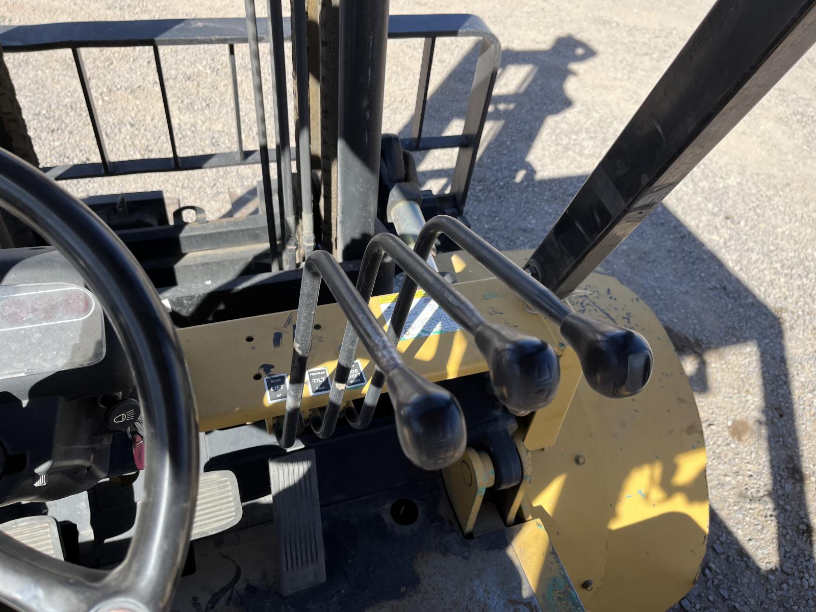 ./imagenes/INVOICE/2019/18018/MITSUBISHI FG50K (16).JPG